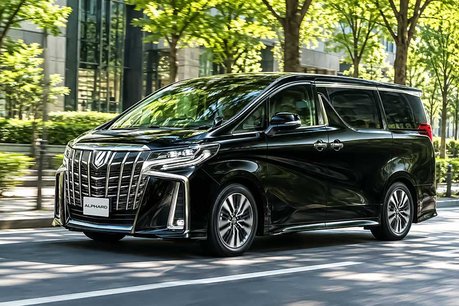 貸切タクシーの車両（アルファード）